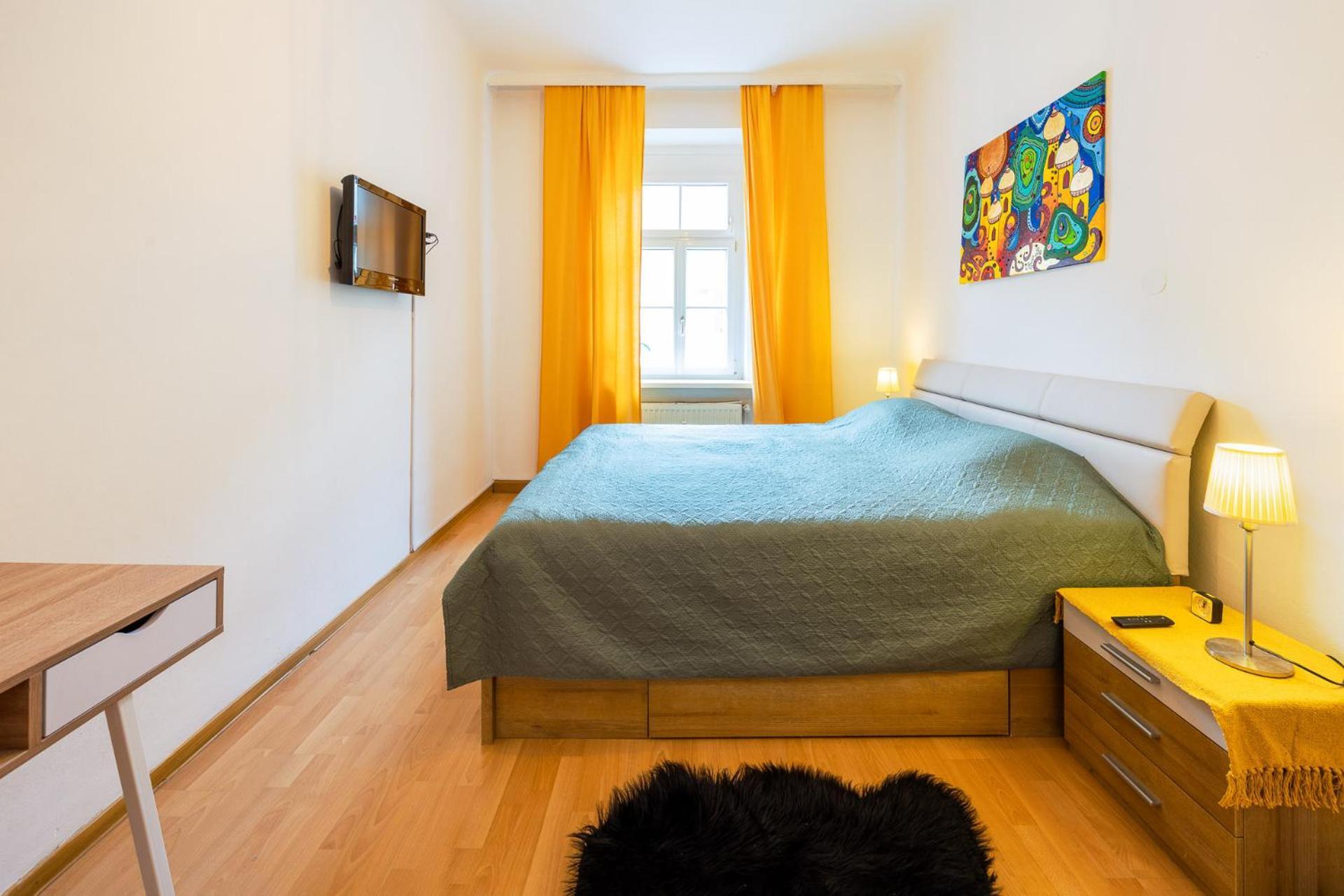 Sunny Citycenter Apartment - Graz Main Station Buitenkant foto